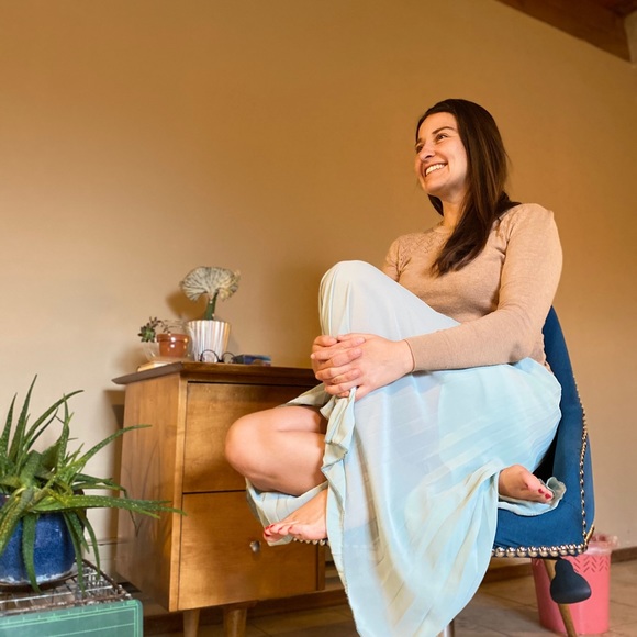 Meet your Posher, Micaela - Picture 1 of 1